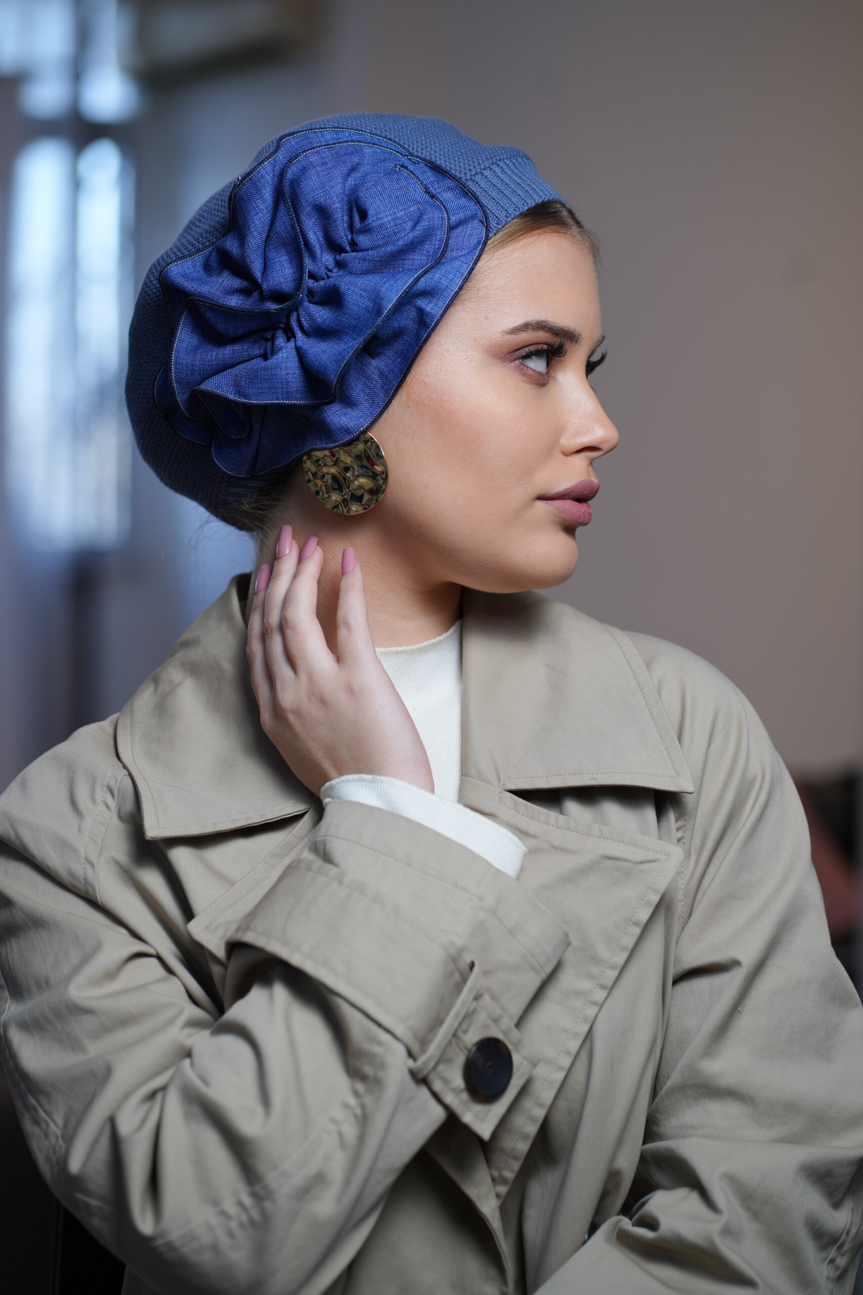 Blue Beret with jean flower