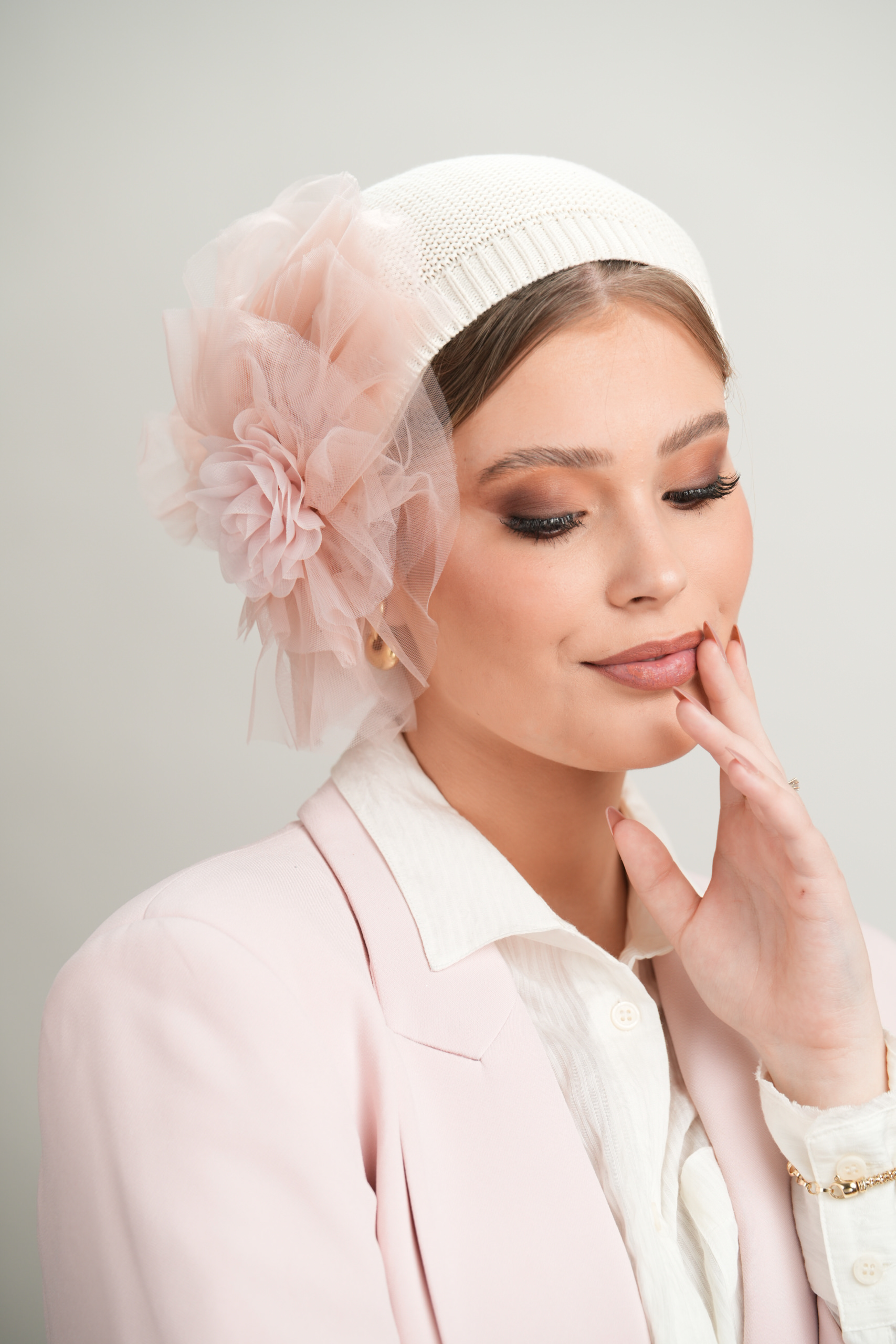 White Beret with Pink tulle flower