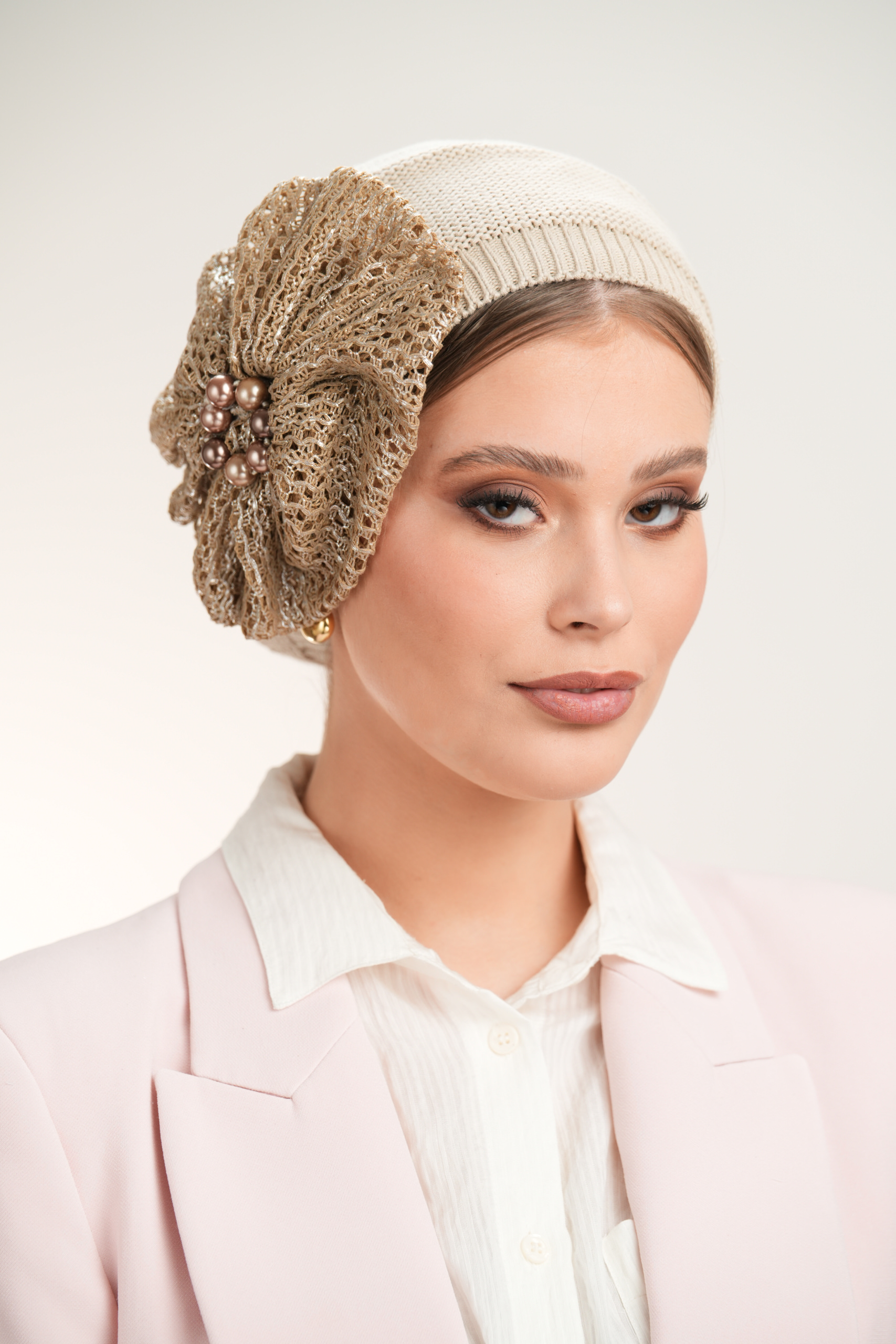 Beige Beret with mesh flower and beads