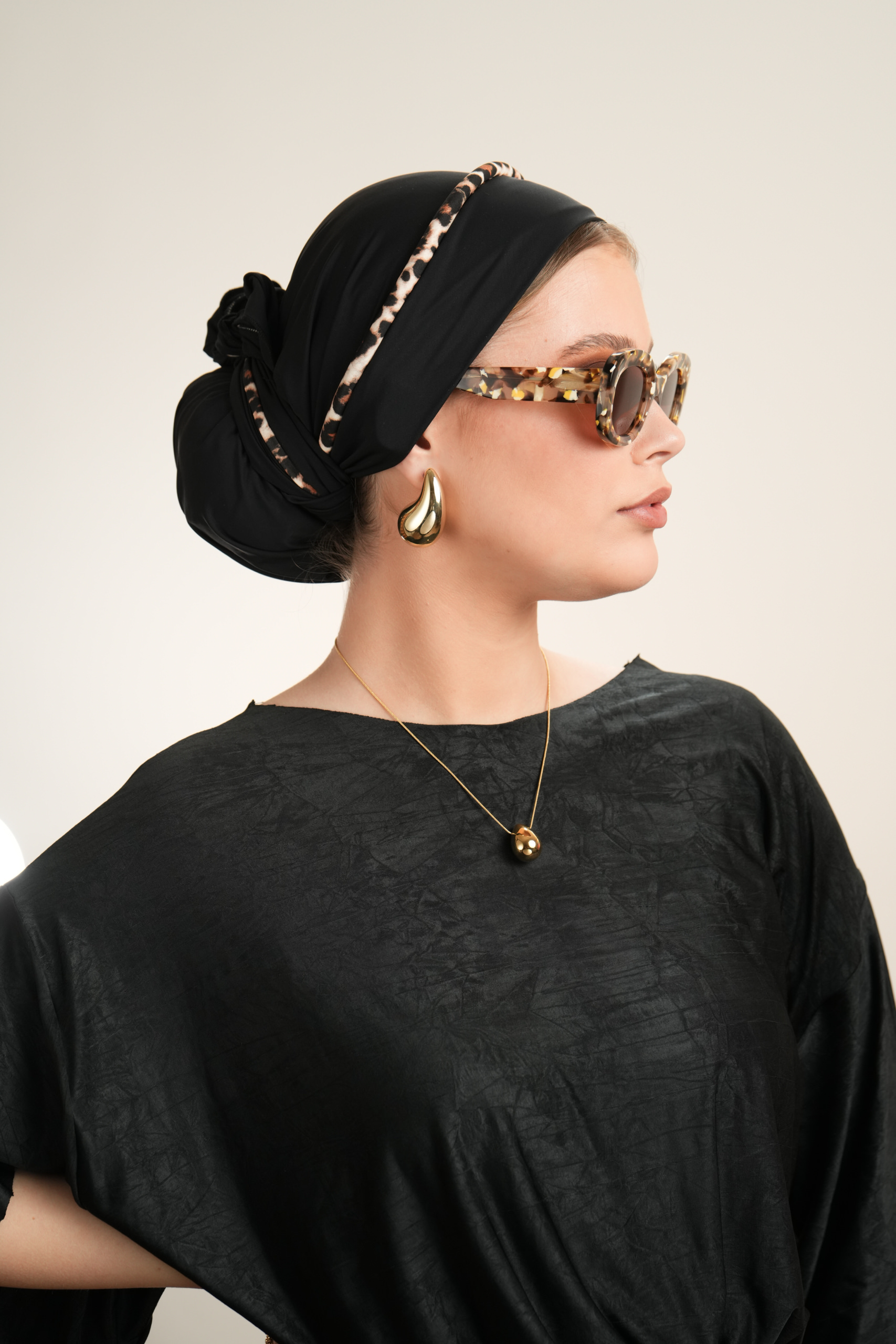 Beach Headscarf with black base & leopard headband