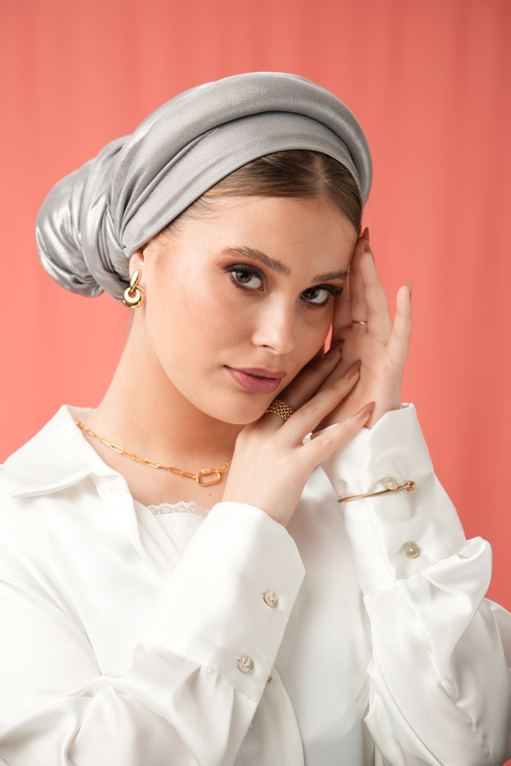 Grey Shiny Special Ornament headscarf