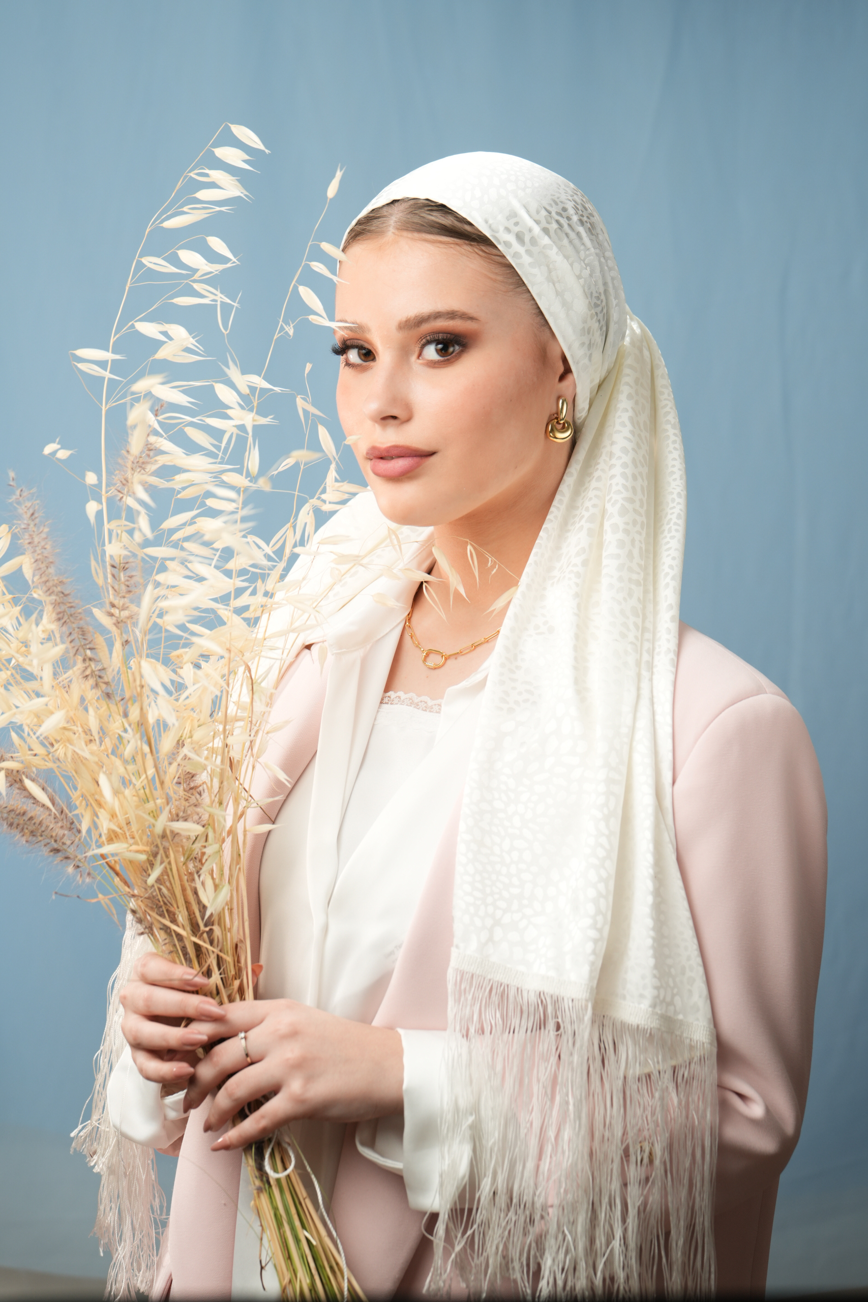 Long White headscarf with/without White fringes