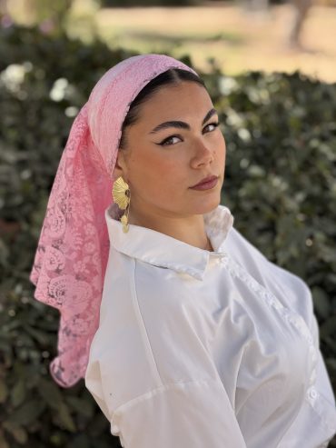 Long Lace Headscarf Pink
