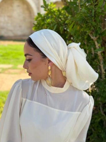 Special Off White Evening headscarf